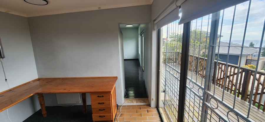 5 Bedroom Property for Sale in Dana Bay Western Cape
